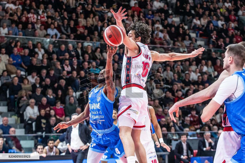 BASKET - Serie A - Una Hotels Reggio Emilia vs Banco di Sardegna Sassari