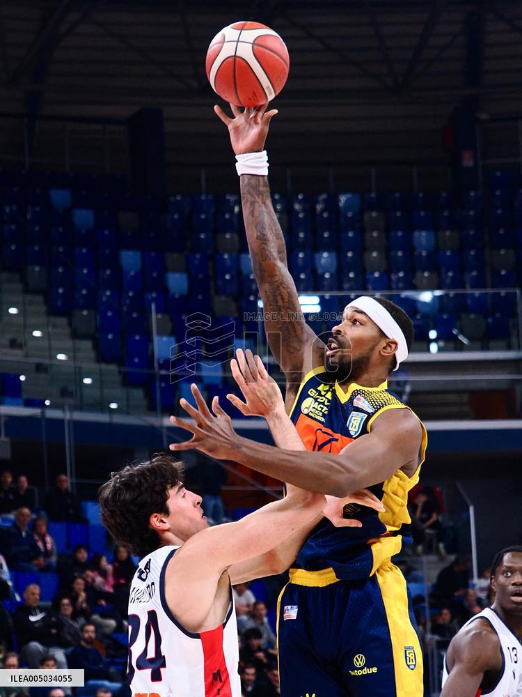 BASKET - Serie A2 - Wegreenit Urania Milano vs Givova Scafati