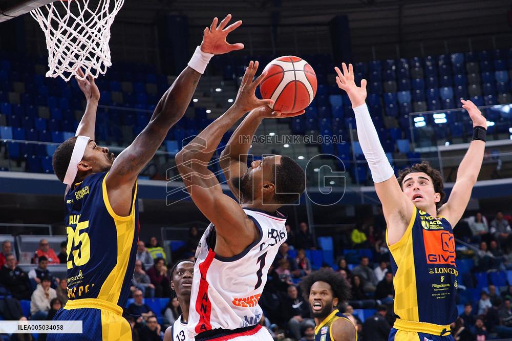 BASKET - Serie A2 - Wegreenit Urania Milano vs Givova Scafati