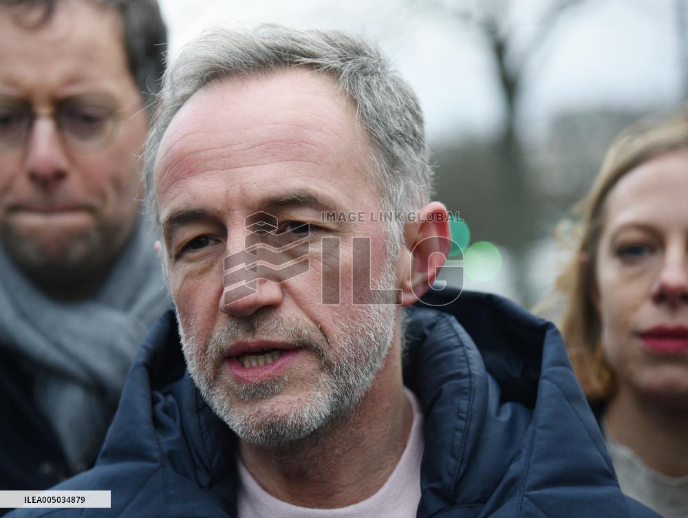 Emmanuel Gregoire, First Market Of The United Left - Paris