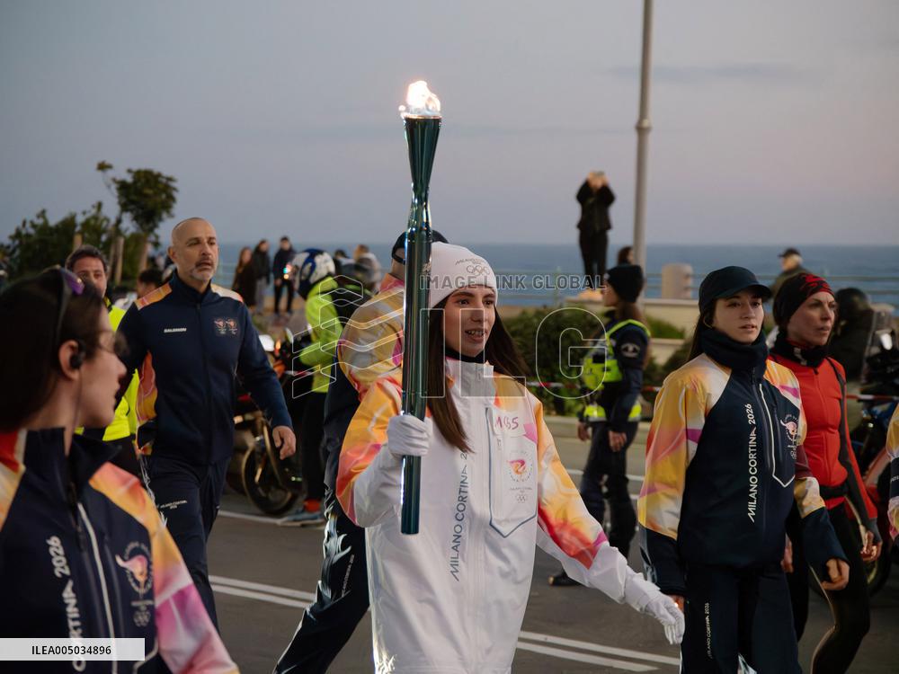 Olympic Flame Along Corso Italia - Genoa