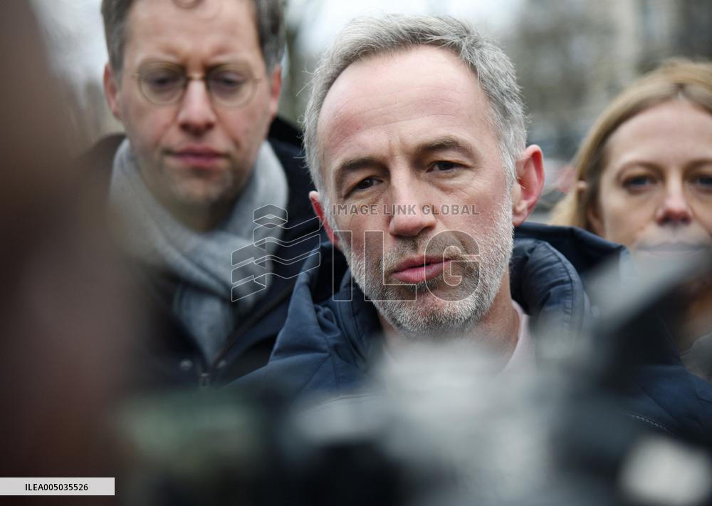 Emmanuel Gregoire, First Market Of The United Left - Paris