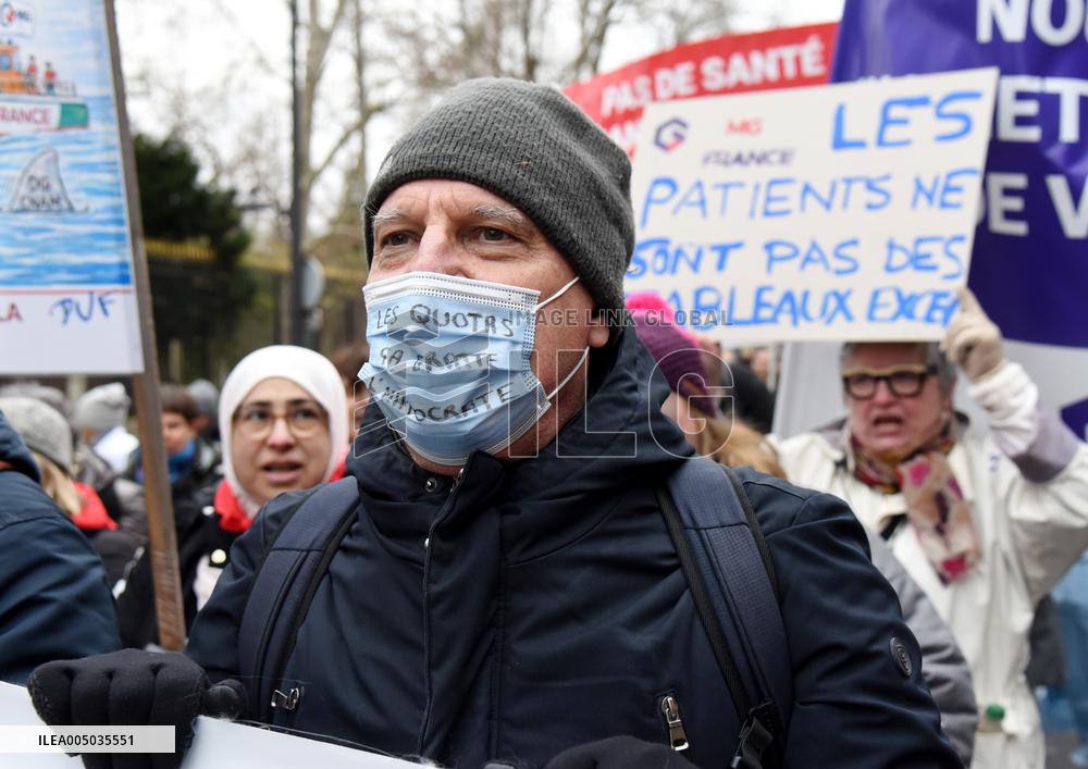 Liberal Doctors Demonstration - Paris