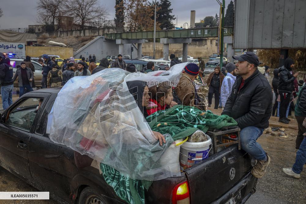 Civilians Flee Aleppo Amid Kurdish-Government Clashes