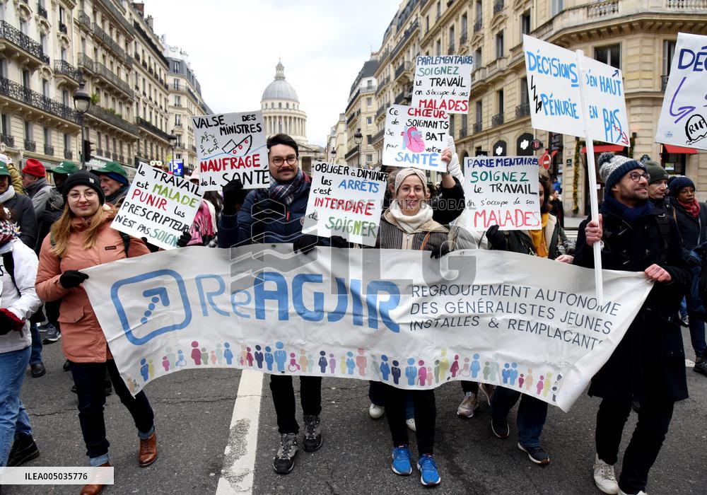 Liberal Doctors Demonstration - Paris