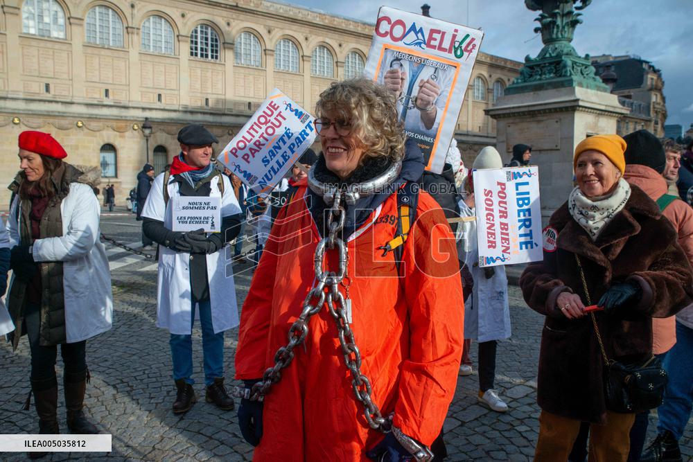 Doctors Protest Against Health Reform - Paris