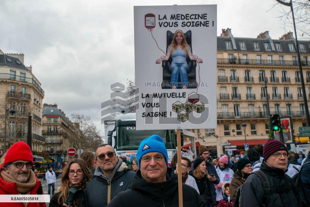 Doctors Protest Against Health Reform - Paris