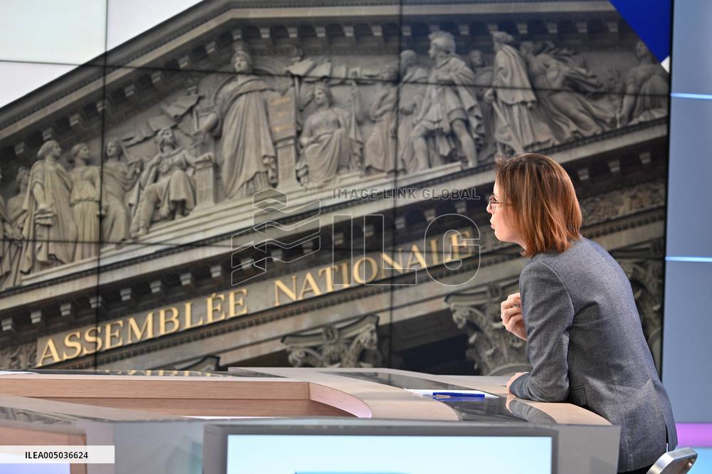 Amelie de Montchalin On Dimanche En Politique - Paris