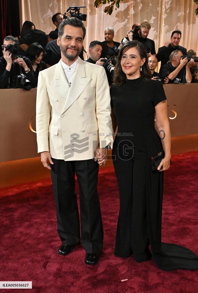 83rd Annual Golden Globes - Arrivals