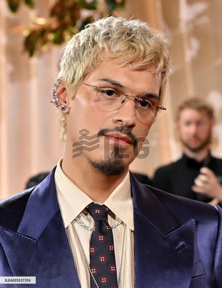 83rd Annual Golden Globes - Arrivals