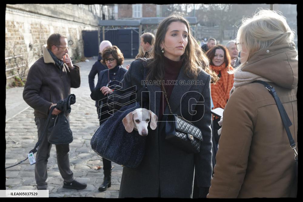 Exclusive - Dog Wellness Spaces in Paris With Rachida Dati - Paris