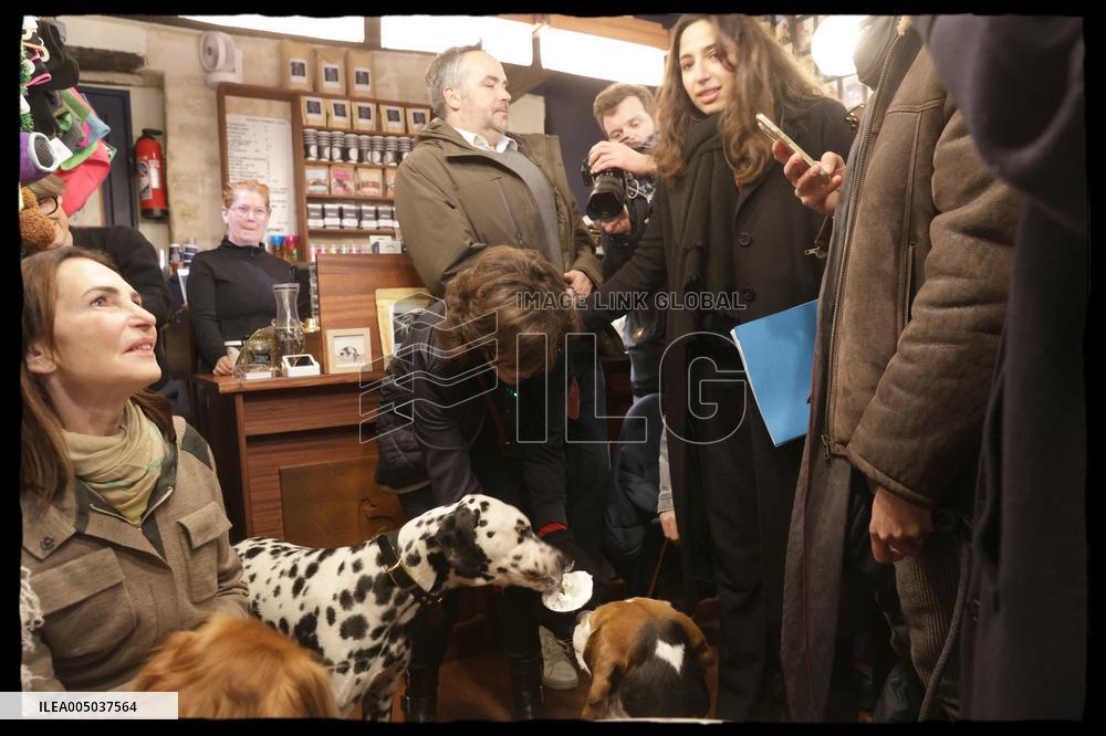 Exclusive - Dog Wellness Spaces in Paris With Rachida Dati - Paris