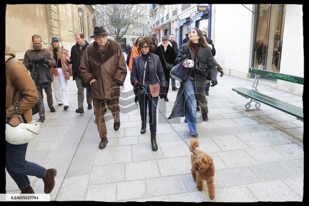 Exclusive - Dog Wellness Spaces in Paris With Rachida Dati - Paris