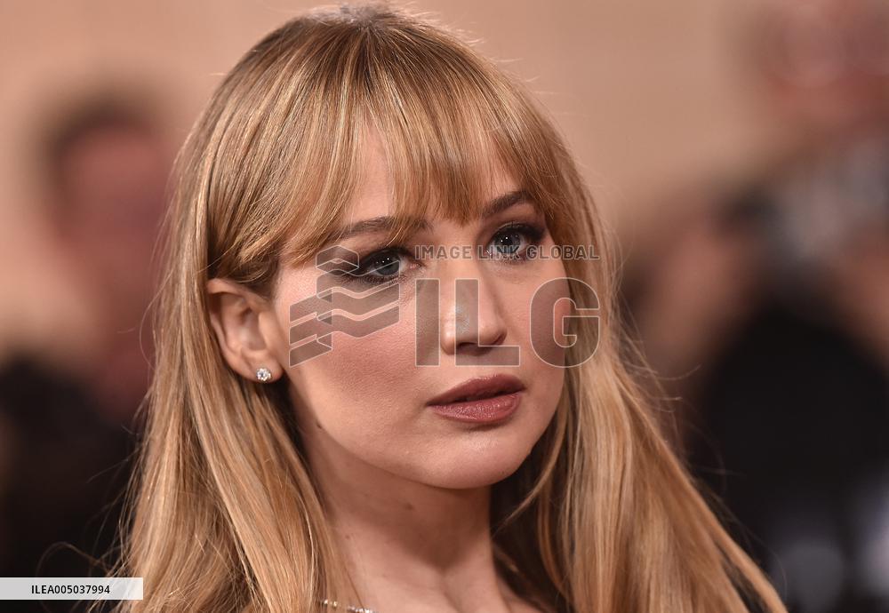 83rd Annual Golden Globes - Arrivals
