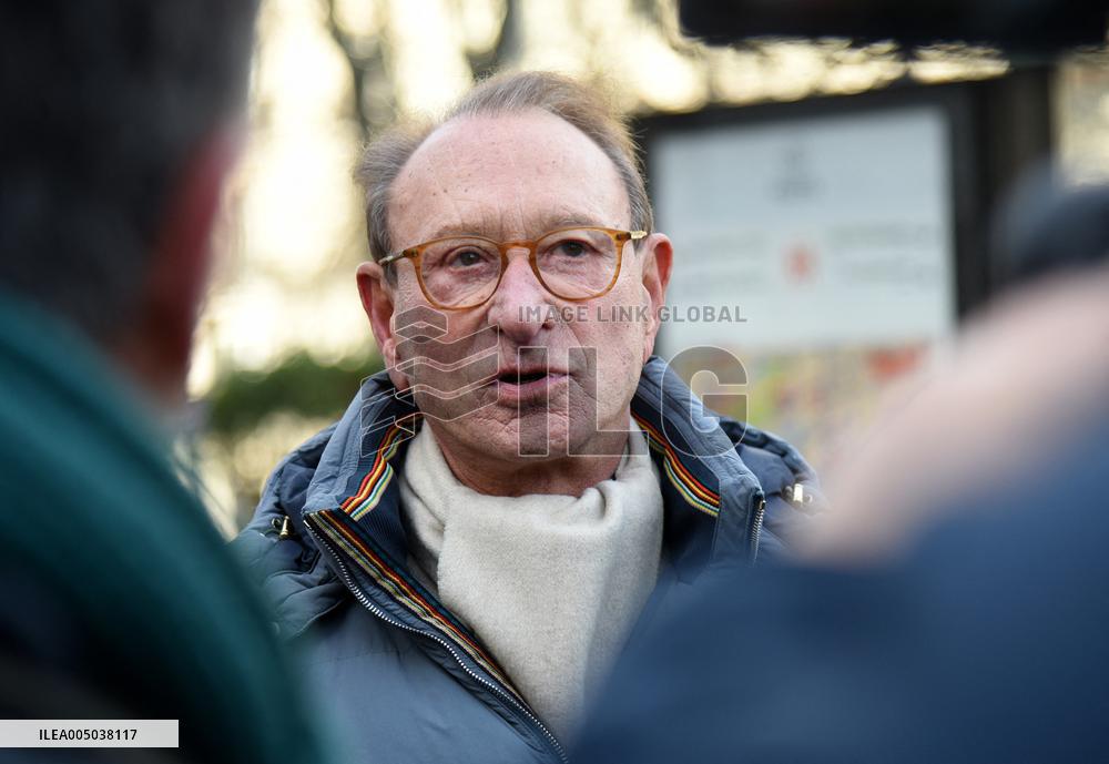 Emmanuel Gregoire and Bertrand Delanoe During A Campaign Visit - Paris