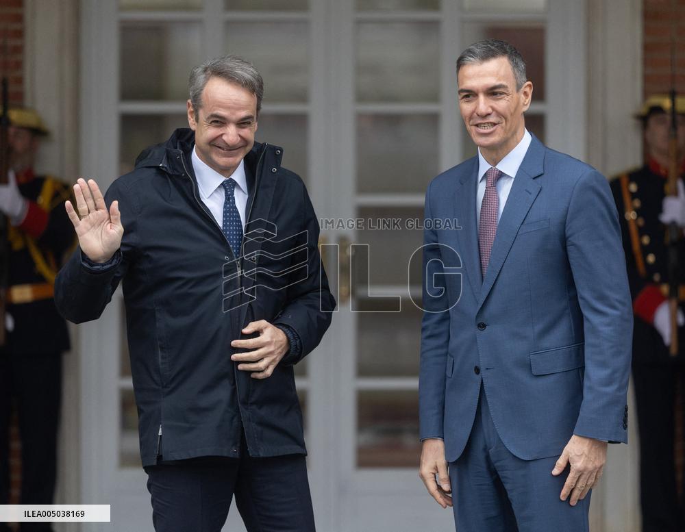Sánchez Receives Greek Prime Minister Mitsotakis - Madrid