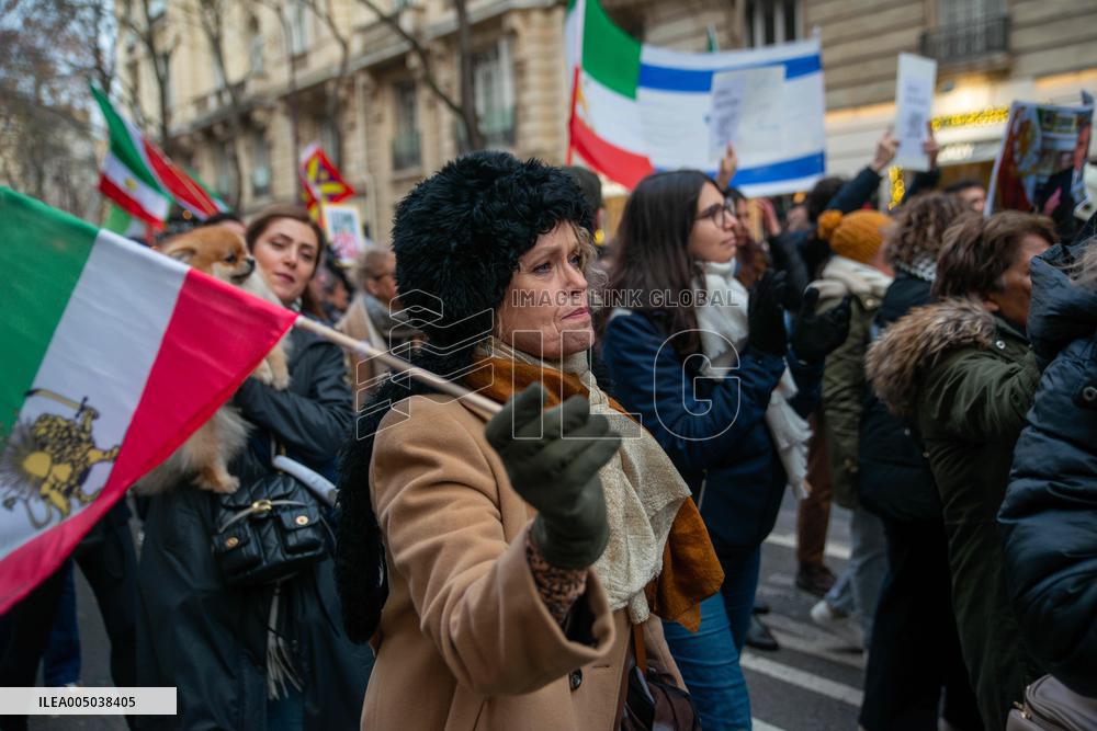 Rally in Support of The Protest in Iran - Paris