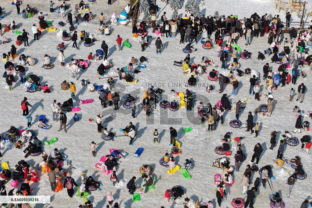 Ice and Snow Carnival in Hangzhou