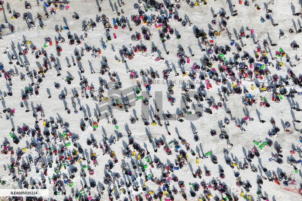 Ice and Snow Carnival in Hangzhou