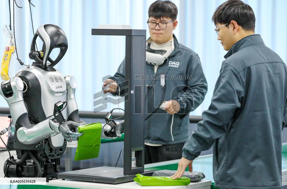 Humanoid Robot Data Collection Training Ground in Qingdao