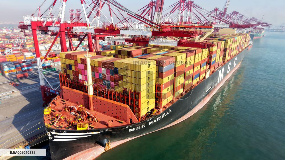 Qingdao Port Foreign Trade Containers