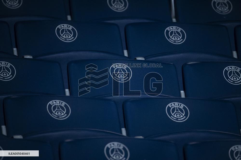 French Cup - PSG v Paris FC - Illustration