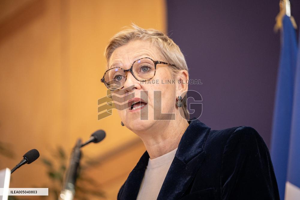 Submission of the report "Influence and Social Networks" to the government - Paris AJ