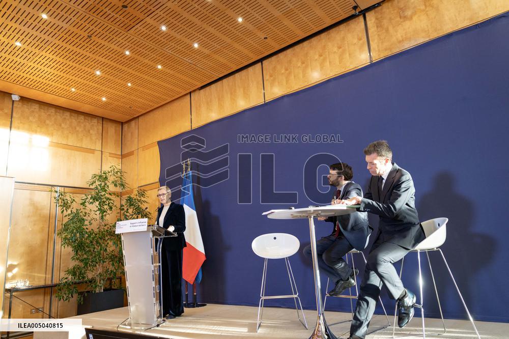 Submission of the report "Influence and Social Networks" to the government - Paris AJ