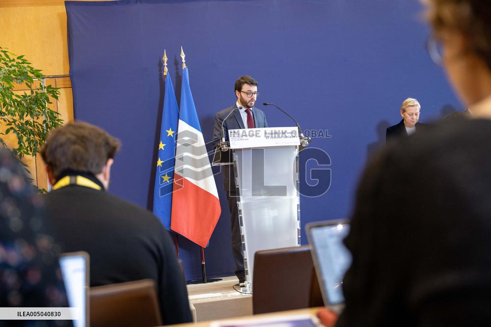 Submission of the report "Influence and Social Networks" to the government - Paris AJ