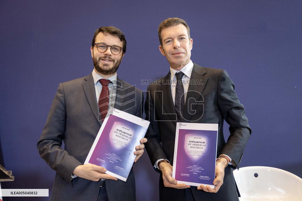Submission of the report "Influence and Social Networks" to the government - Paris AJ