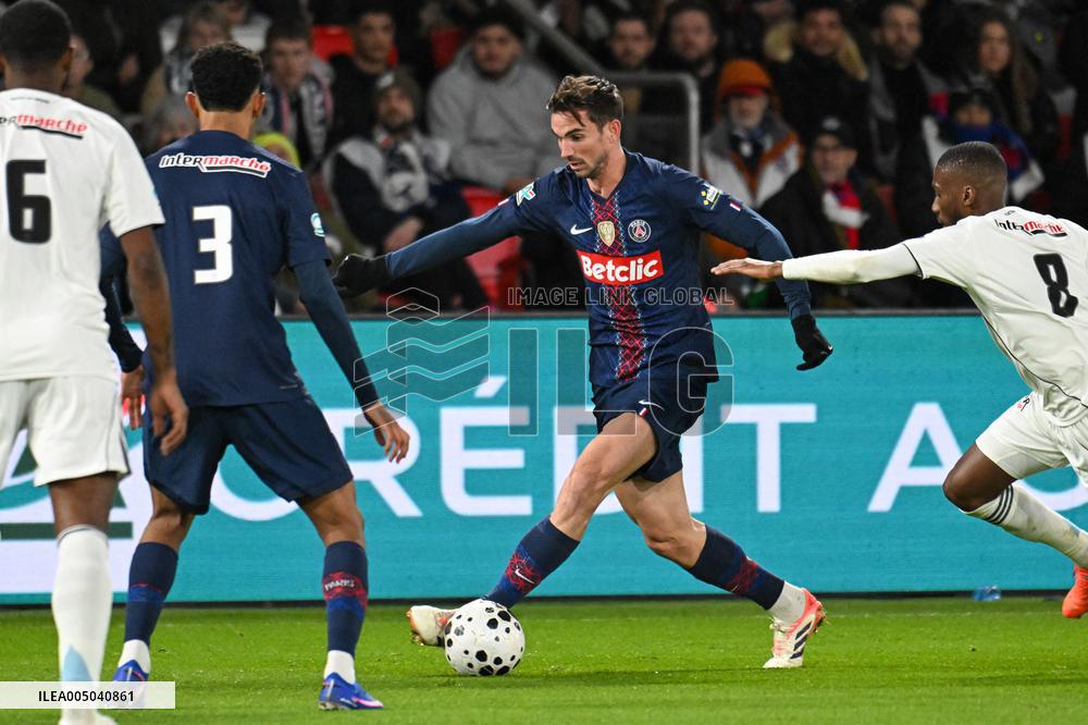 PSG vs Paris FC Match - Paris