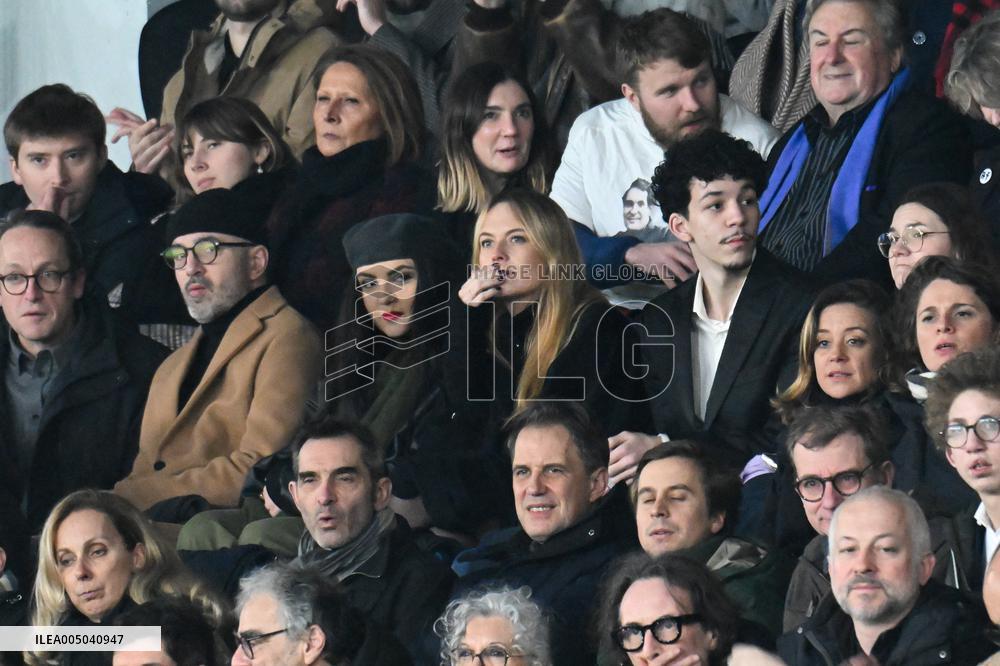 Celebs At PSG vs Paris FC Match - Paris