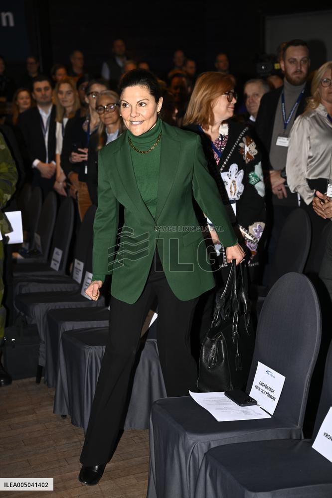 SOCIETY AND DEFENSE 2026