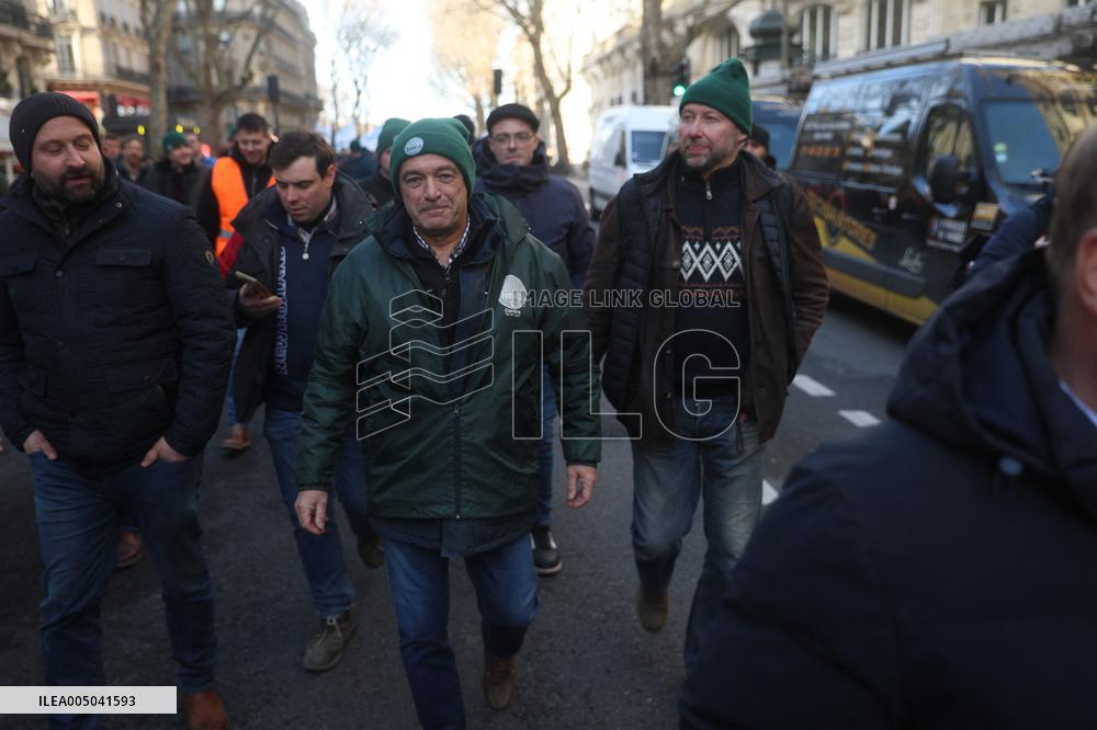 Delegation of Farmers Goes to Matignon - Paris