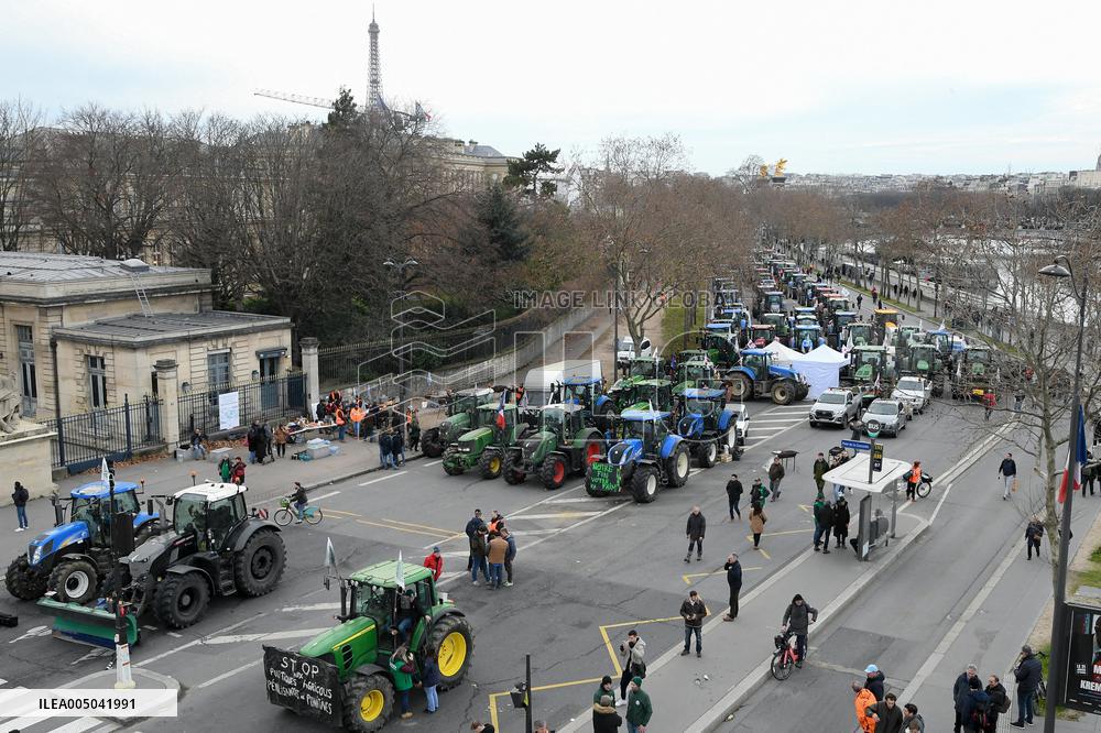 Farmers Protest in Front Of The National Assembly - Paris