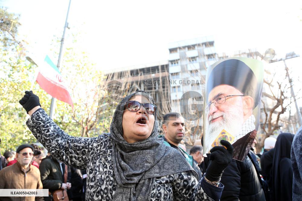 Iranian Protesters Participate in a Pro-Government Rally - Tehran