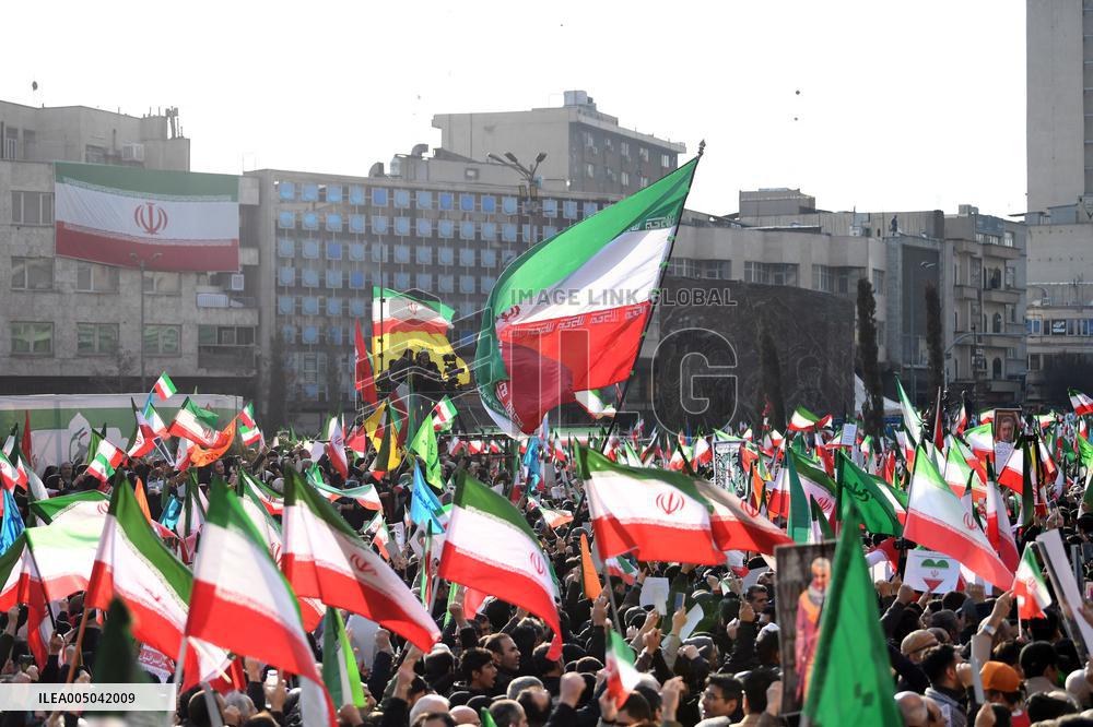 Iranian Protesters Participate in a Pro-Government Rally - Tehran