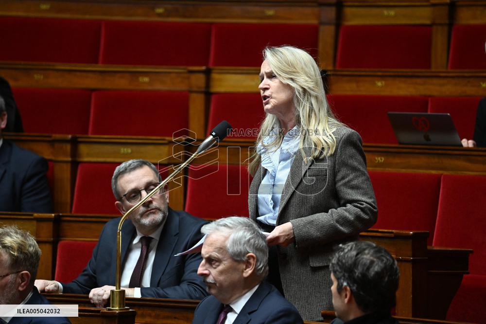Session of Questions to The Government - Paris
