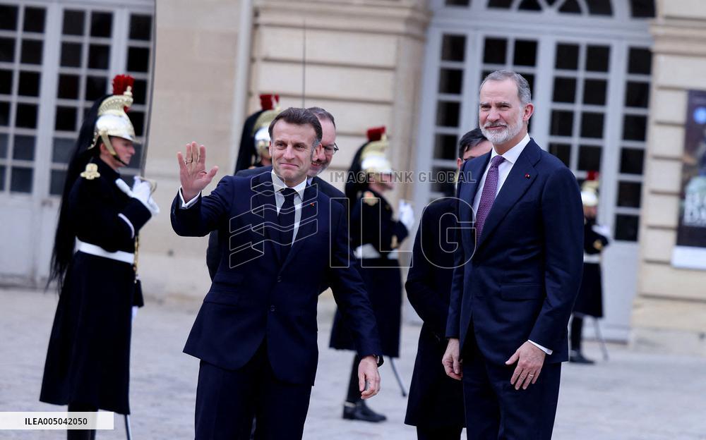 President Macron and King Felipe VI Visit an Exhibition at The Chateau de Versailles - Versailles