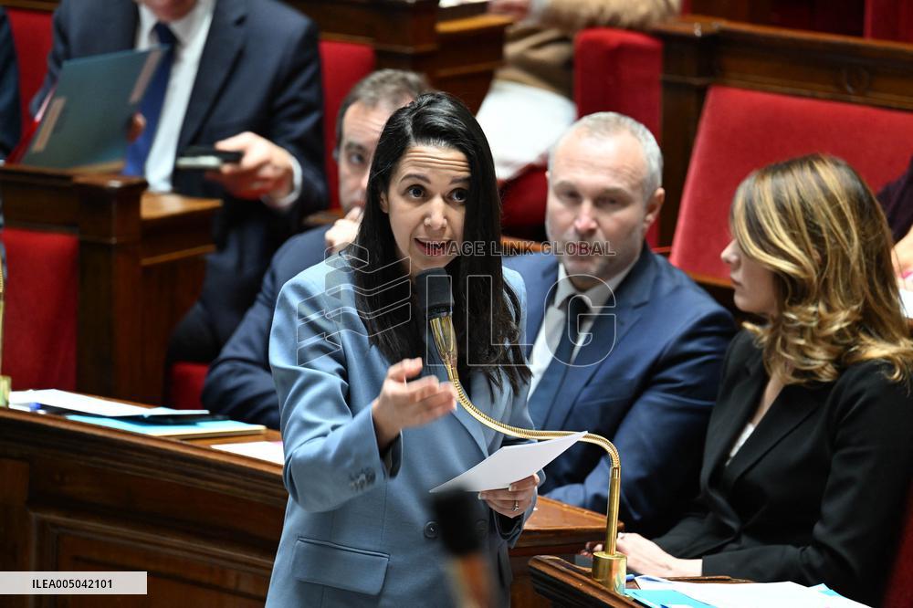 Session of Questions to The Government - Paris