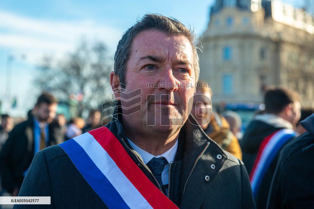 Farmers Protest in Front Of The National Assembly - Paris