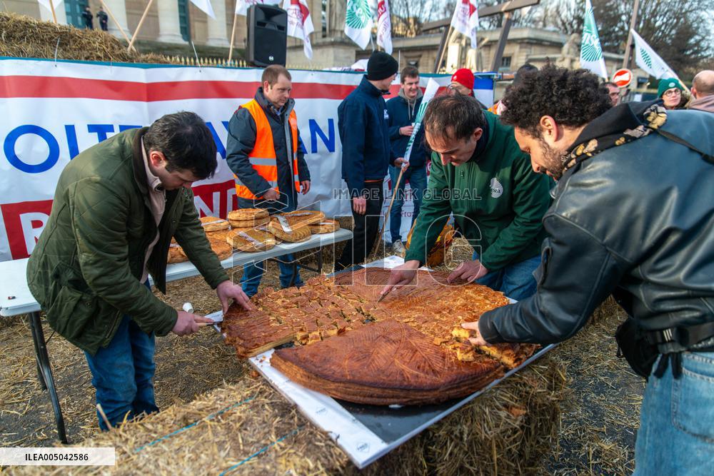 Farmers Protest in Front Of The National Assembly - Paris