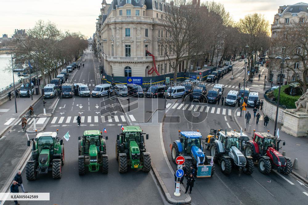 Farmers Protest in Front Of The National Assembly - Paris