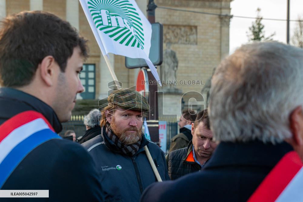 Farmers Protest in Front Of The National Assembly - Paris
