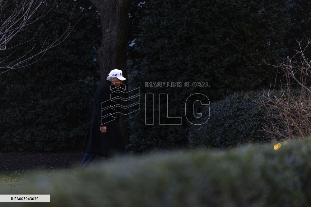 President Trumpreturns to the White House from Detroit, Michgan