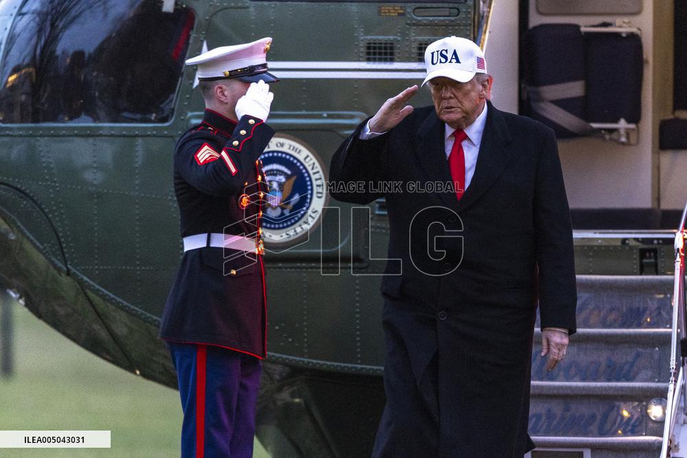 President Trumpreturns to the White House from Detroit, Michgan