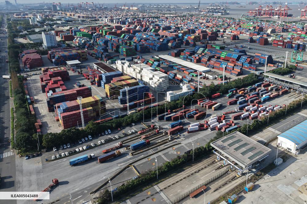 Shanghai Port Container Foreign Trade Terminal