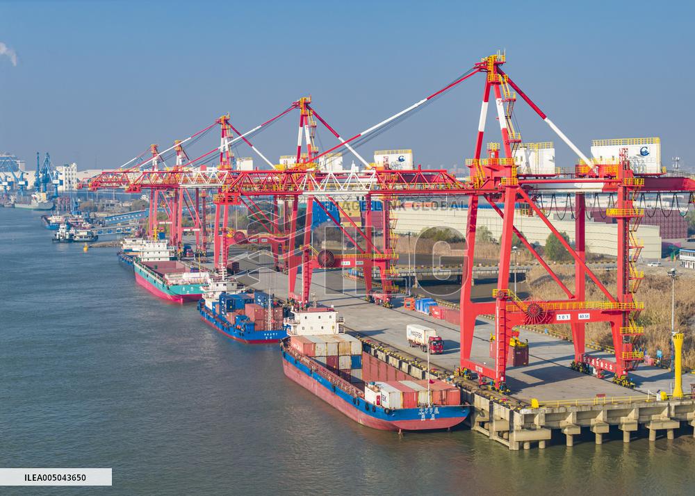 Yangzhou Port