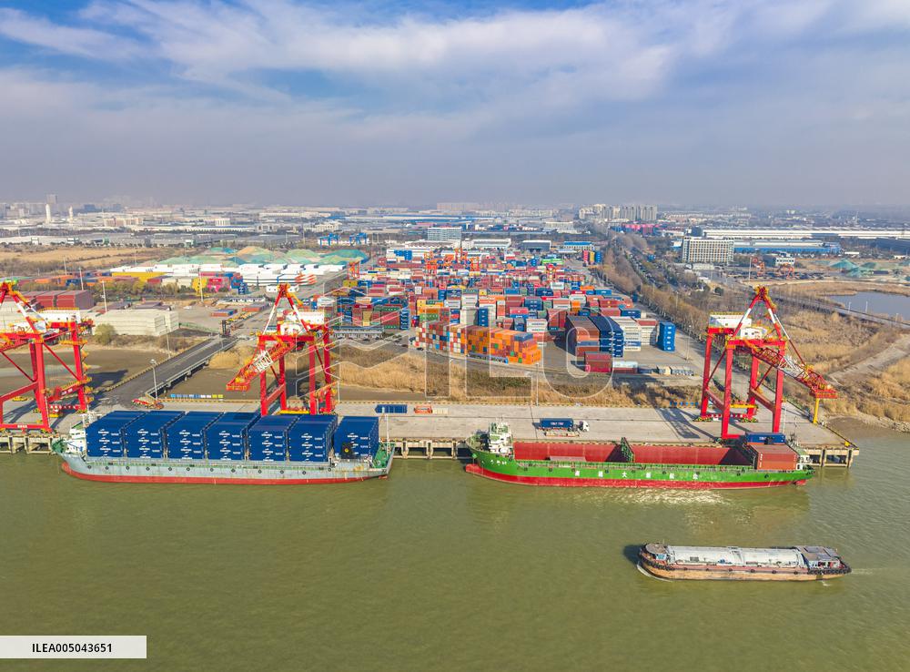 Yangzhou Port