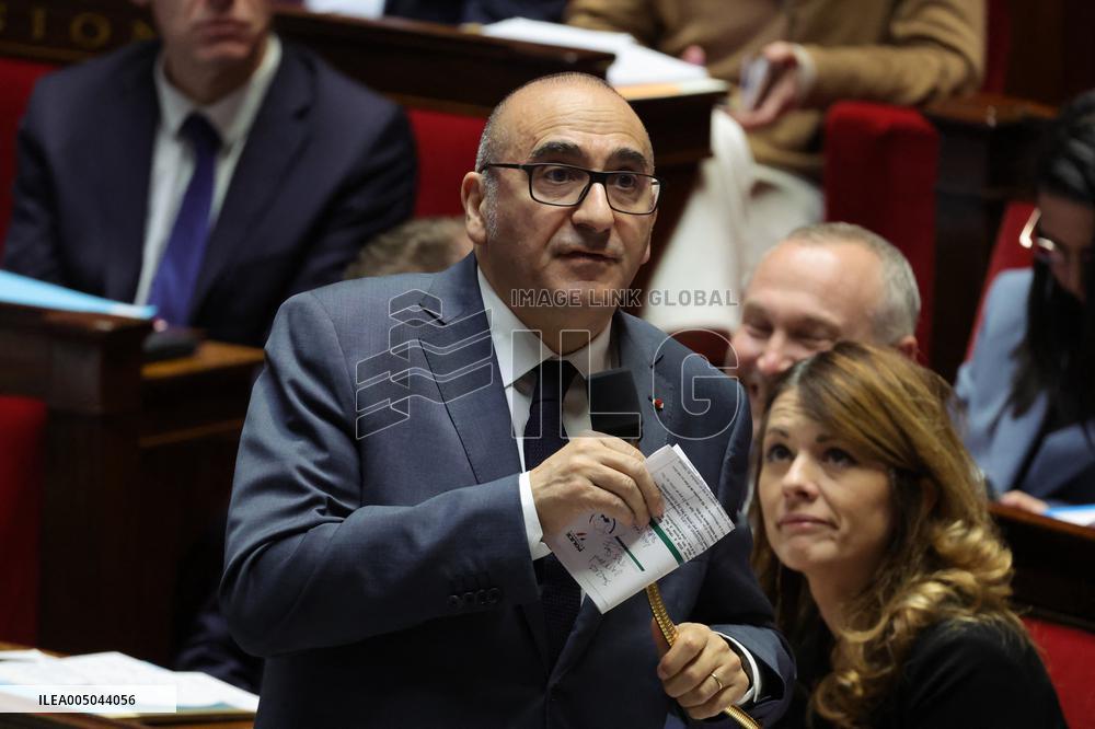 Session of Questions to The Government - Paris